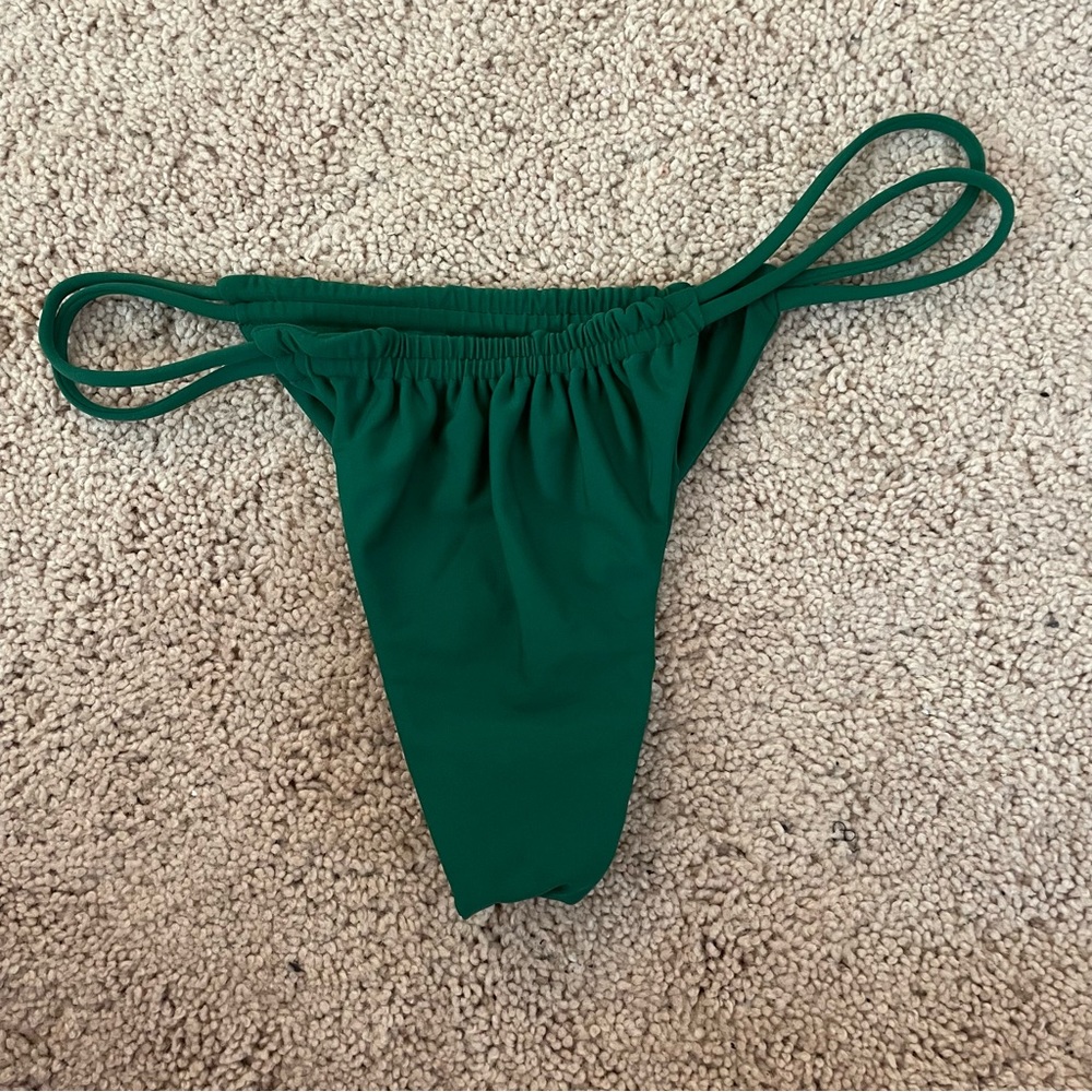 benoa swim anini bottom